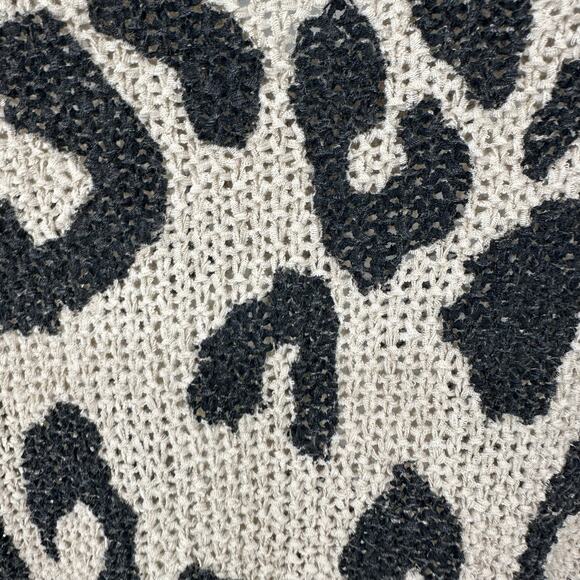 Mud Pie Leopard Print V-Neck Loose Fit Knit Sweater S/M - Picture 5 of 8